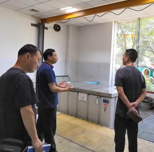 说明:材料检测实验室参观