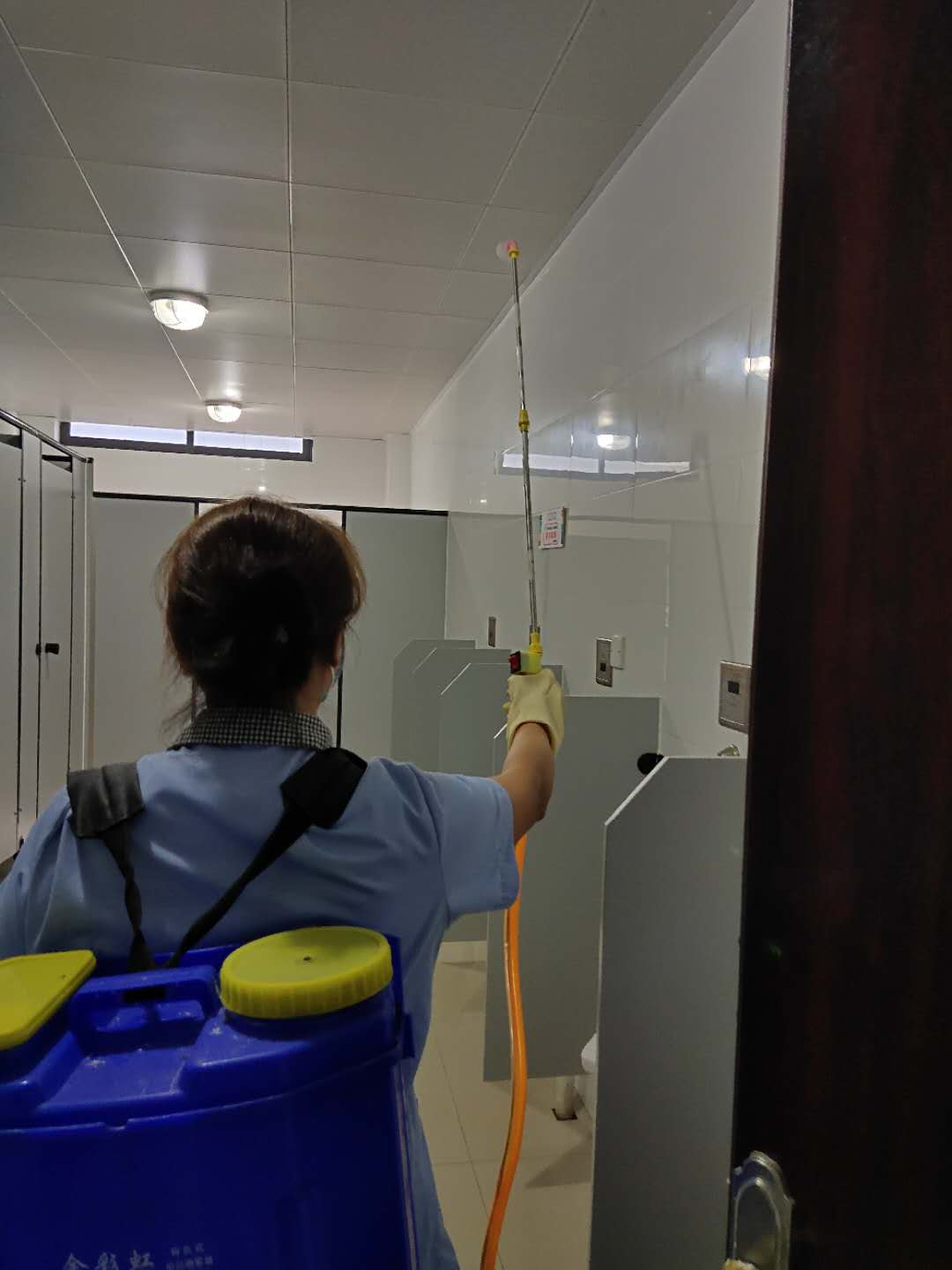 说明: C:\Users\asus\AppData\Local\Temp\WeChat Files\696d5c44fc60cc76b6554ec531f98a8.jpg