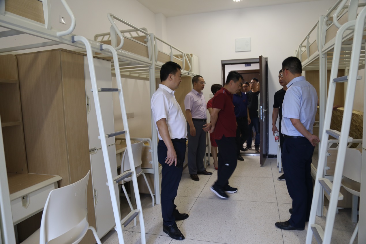 说明: C:\Users\Administrator\AppData\Local\Temp\7zE4DE05104\IMG_8892.JPG